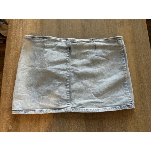 Retrofete Kayden Micro Mini Denim Skirt in Vivid Light Wash Size 28 - Picture 10 of 10